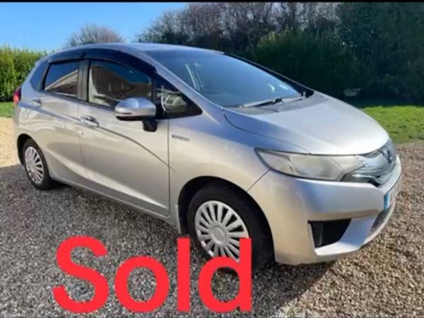 Honda Fit Hatchback, Petrol Hybrid, 2014, Silver