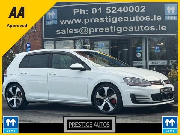 Volkswagen Golf Hatchback, Petrol, 2016, White