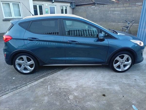 Ford Fiesta Hatchback, Petrol, 2019, Blue