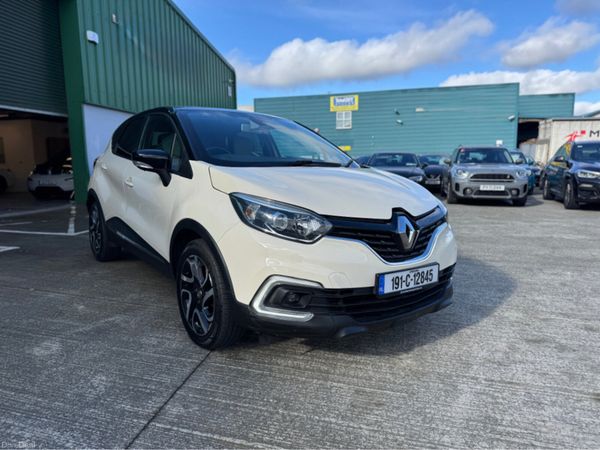 Renault Captur Hatchback, Petrol, 2019, White