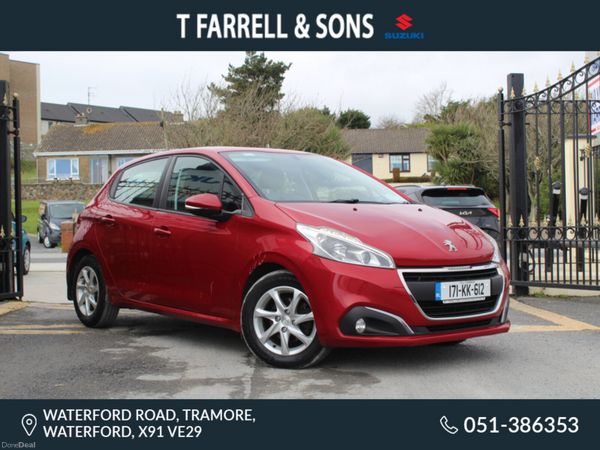 Peugeot 208 Hatchback, Diesel, 2017, Red