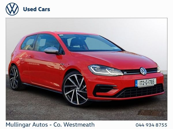 Volkswagen Golf Hatchback, Petrol, 2017, Red