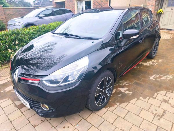 Renault Clio Hatchback, Petrol, 2013, Black