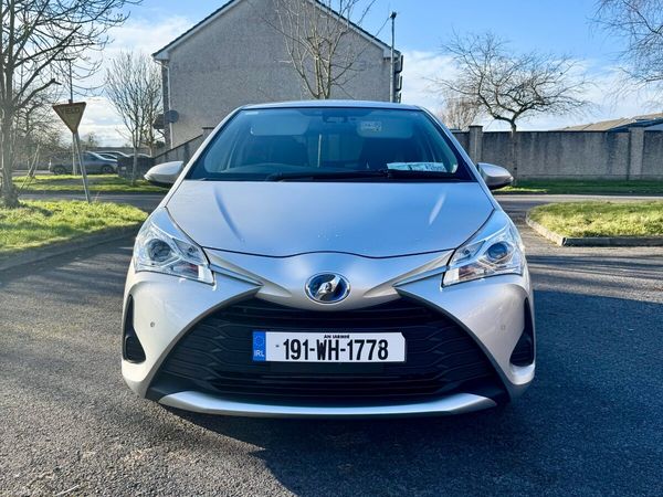 Toyota Vitz Hatchback, Petrol Hybrid, 2019, Silver