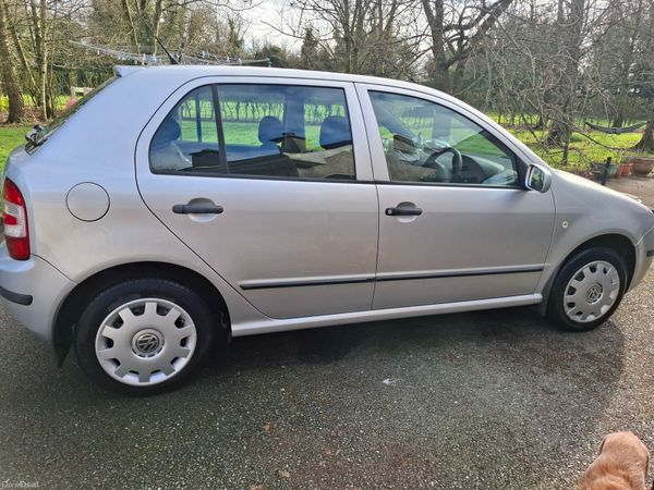 Skoda Fabia Hatchback, Petrol, 2007, Silver
