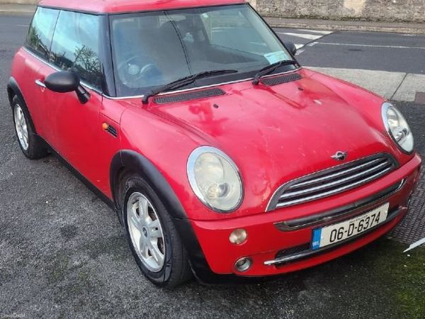 Mini One Hatchback, Petrol, 2006, Red