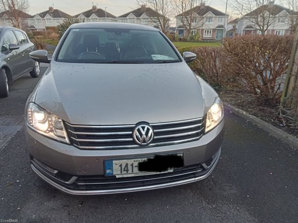 Volkswagen Passat Saloon, Diesel, 2014, Brown