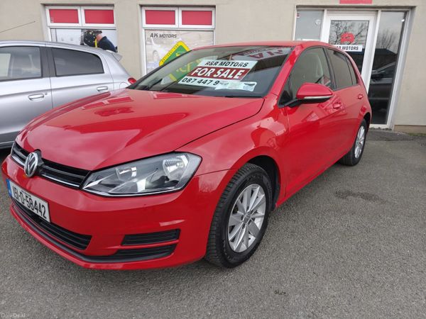 Volkswagen Golf Hatchback, Petrol, 2015, Red