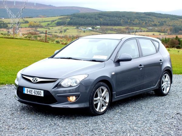 Hyundai i30 Hatchback, Diesel, 2011, Grey