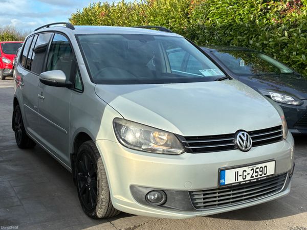 Volkswagen Touran MPV, Diesel, 2011, Silver