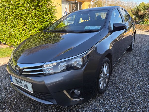 Toyota Corolla Saloon, Diesel, 2016, Grey