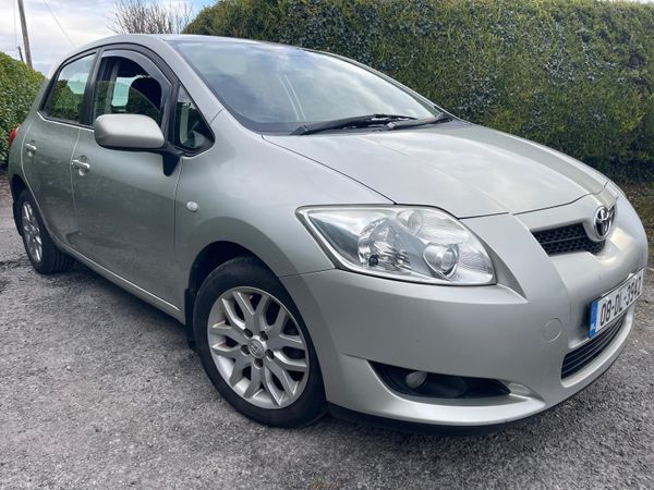 Toyota Auris Hatchback, Diesel, 2008, Silver