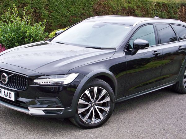 Volvo V90 Estate, Diesel Hybrid, 2021, Black