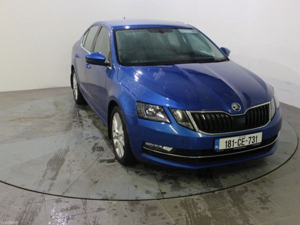 Skoda Octavia Saloon, Diesel, 2018, Blue