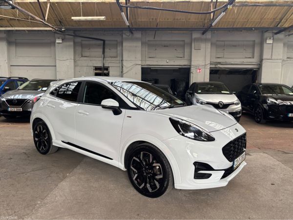 Ford Puma MPV, Petrol, 2023, White
