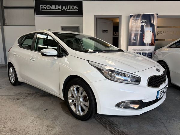 Kia Ceed Hatchback, Petrol, 2015, White