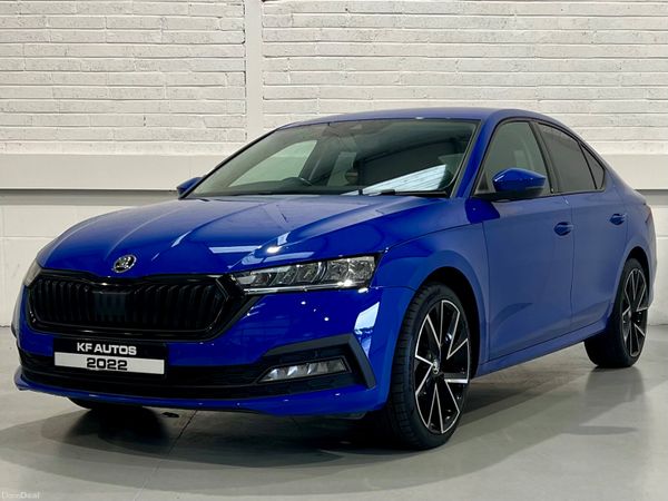 Skoda Octavia Hatchback, Diesel, 2022, Blue