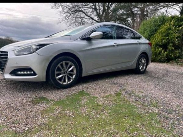 Hyundai i40 Saloon, Diesel, 2016, Silver