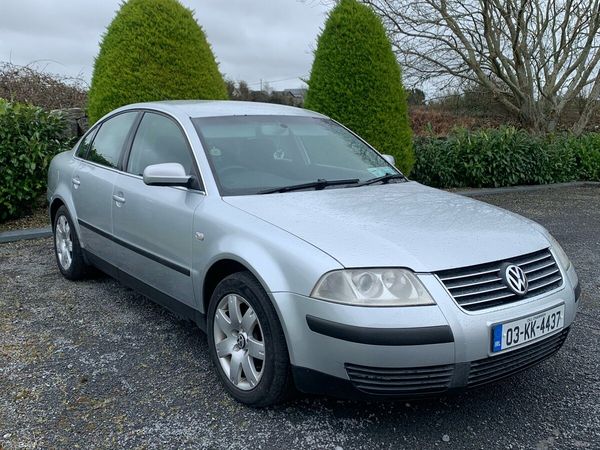 Volkswagen Passat Saloon, Diesel, 2003, Silver