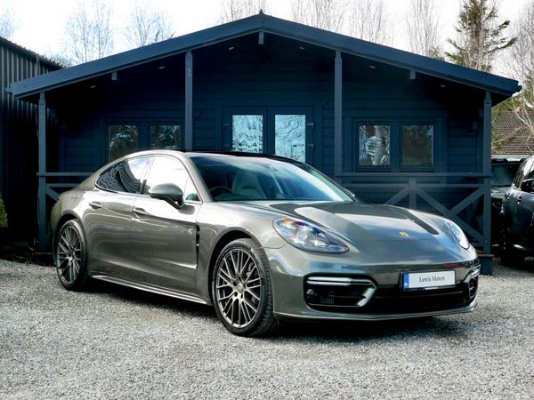 Porsche Panamera Hatchback, Petrol Hybrid, 2023, Green