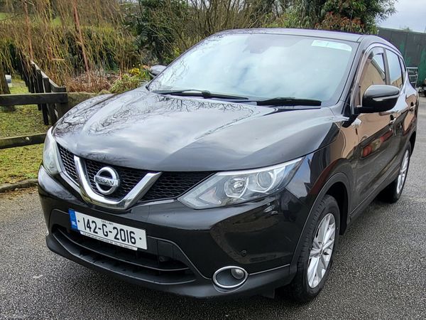 Nissan Qashqai Hatchback, Diesel, 2014, Black