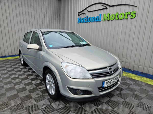 Opel Astra Hatchback, Petrol, 2008, Yellow