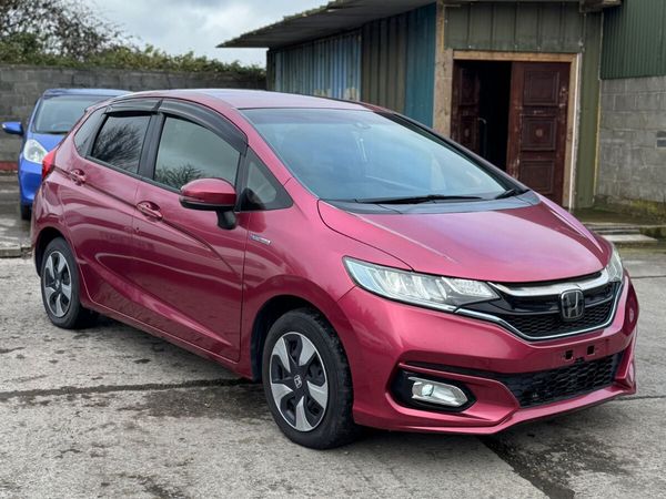 Honda Fit Hatchback, Petrol Hybrid, 2018, Red