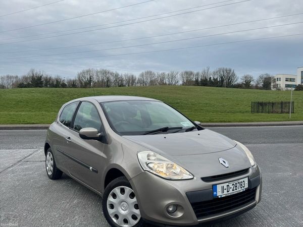 Renault Clio Hatchback, Ethanol Petrol, 2011, Gold