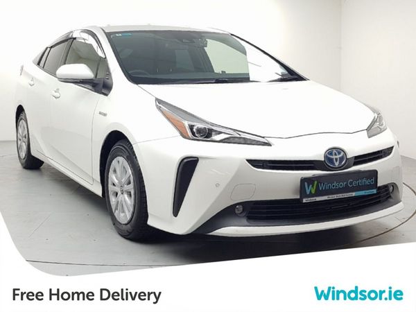 Toyota Prius Hatchback, Petrol Hybrid, 2020, White