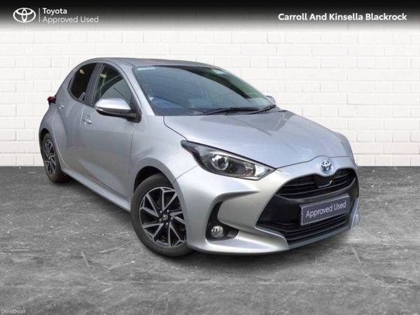 Toyota Yaris Hatchback, Petrol Hybrid, 2023, Silver