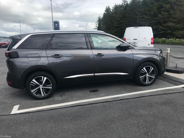 Peugeot 5008 MPV, Diesel, 2018, Grey