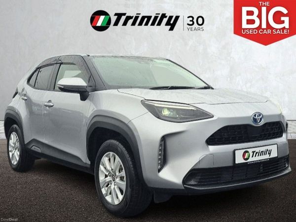 Toyota Yaris Cross SUV, Petrol Hybrid, 2023, Silver