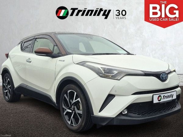 Toyota C-HR SUV, Petrol Hybrid, 2019, White