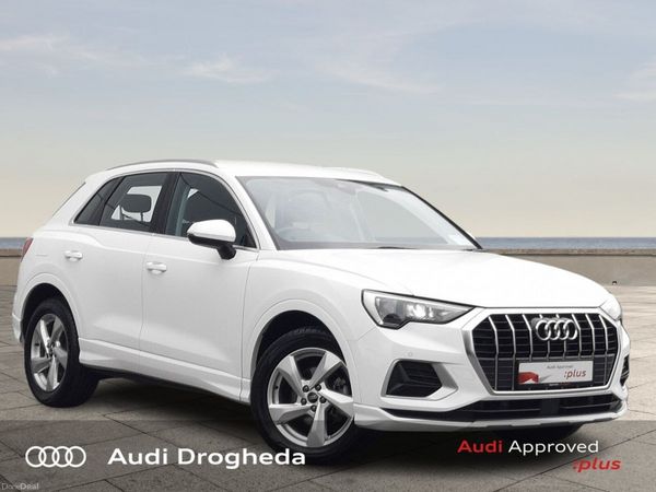 Audi Q3 SUV, Petrol, 2023, White
