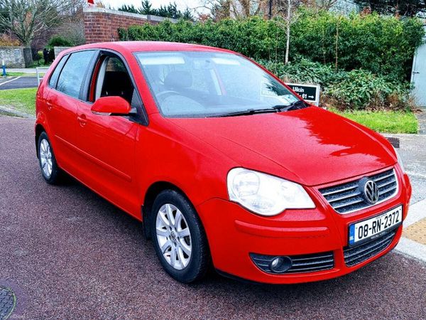 Volkswagen Polo Hatchback, Petrol, 2008, Red