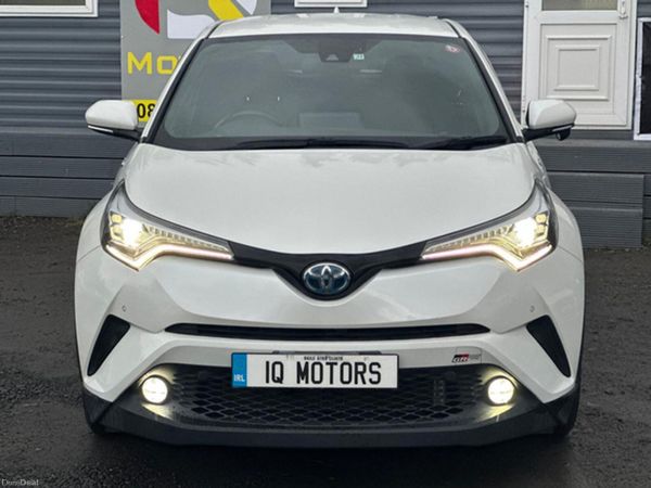 Toyota C-HR SUV, Petrol Hybrid, 2017, White