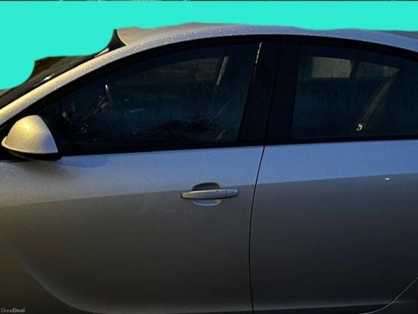 Opel Insignia Saloon, Diesel, 2015, Silver