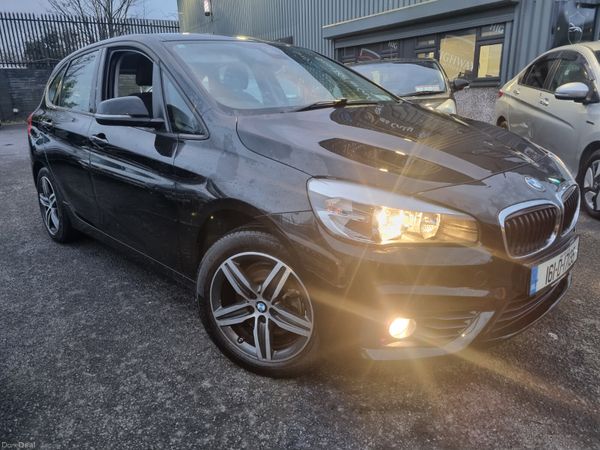 BMW 2-Series Estate/Jeep, Petrol, 2016, Black