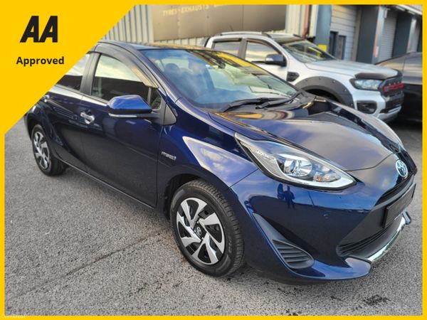 Toyota Aqua Hatchback, Petrol Hybrid, 2020, Blue