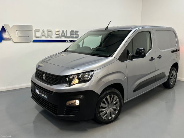 Peugeot Partner MPV, Diesel, 2022, Grey