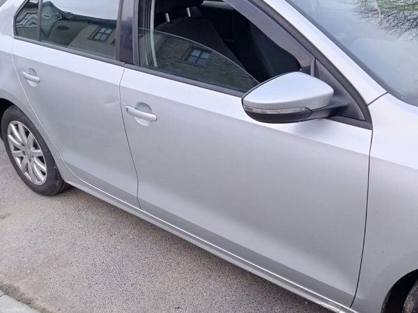 Volkswagen Jetta Saloon, Diesel, 2014, Silver