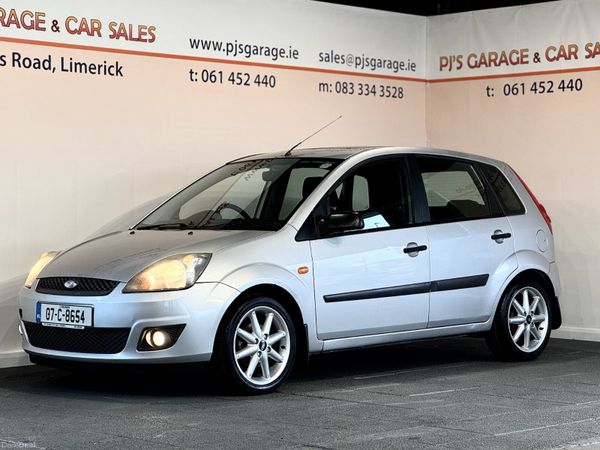 Ford Fiesta Hatchback, Petrol, 2007, Silver