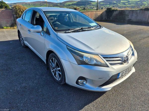 Toyota Avensis Saloon, Diesel, 2012, Silver