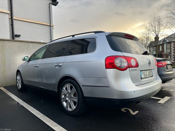 Volkswagen Passat Estate, Diesel, 2008, Silver