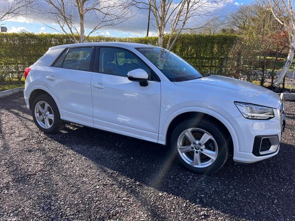 Audi Q2 SUV, Petrol, 2017, White