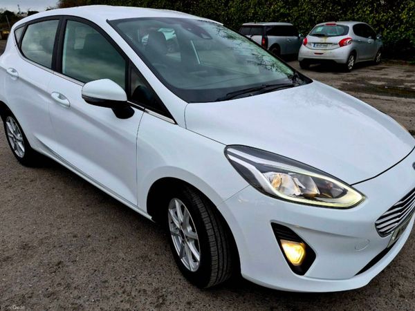 Ford Fiesta Hatchback, Diesel, 2018, White