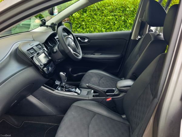 Nissan Pulsar Hatchback, Petrol, 2017, Grey