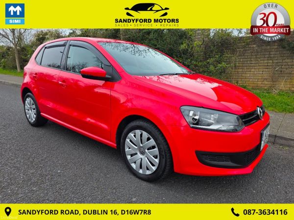 Volkswagen Polo Hatchback, Petrol, 2014, Red
