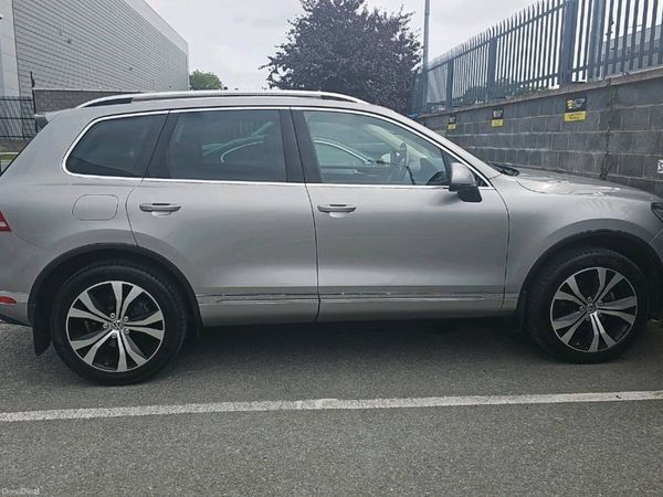 Volkswagen Touareg SUV, Diesel, 2017, Grey