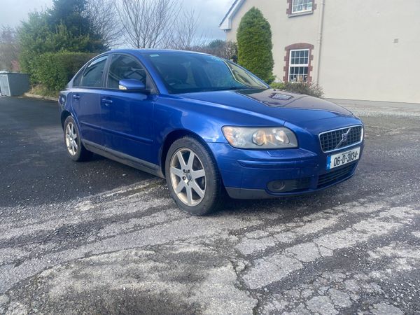 Volvo S40 Saloon, Diesel, 2006, Blue